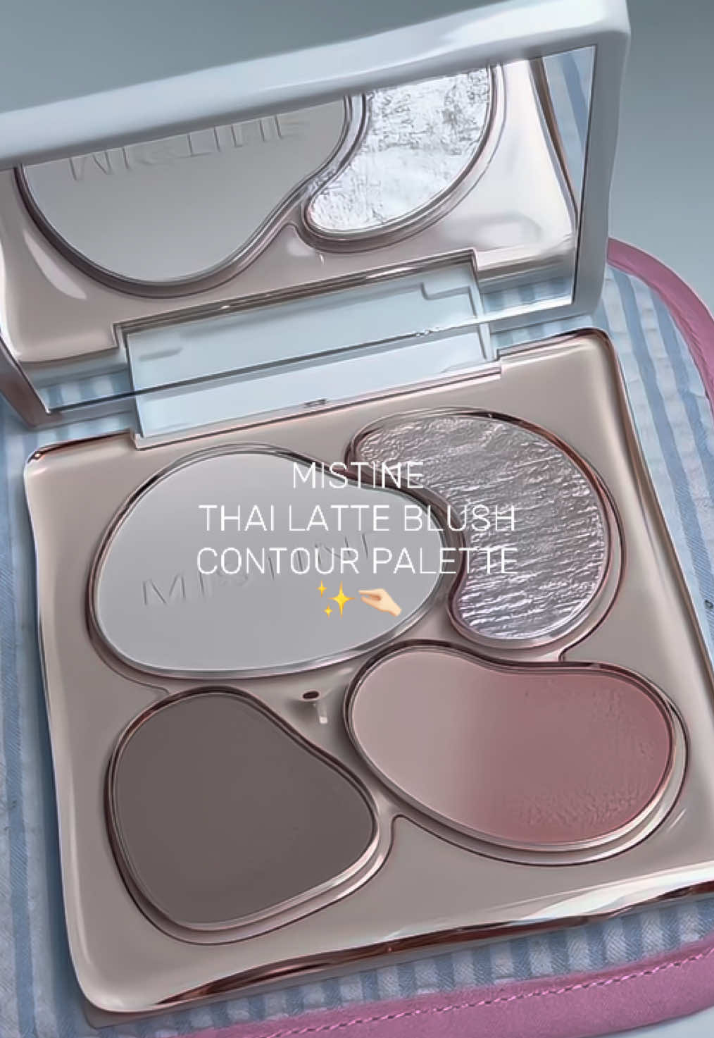 ตลับเดียวจบ💖✨🎀🤏🏻 #พาเลทตา #พาเลทไฮไลท์คอนทัวร์ #mistine #มิสทีน #พาเลทอายแชโดว์ @Mistine global 