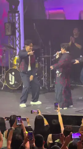 Yung akala mo tapos na, pero nag eenjoy pala siya. @TJ Monterde @KZ 😅😂  #SNMperth #sarilinatingmundoperth #tjmonterde #kztandingan 