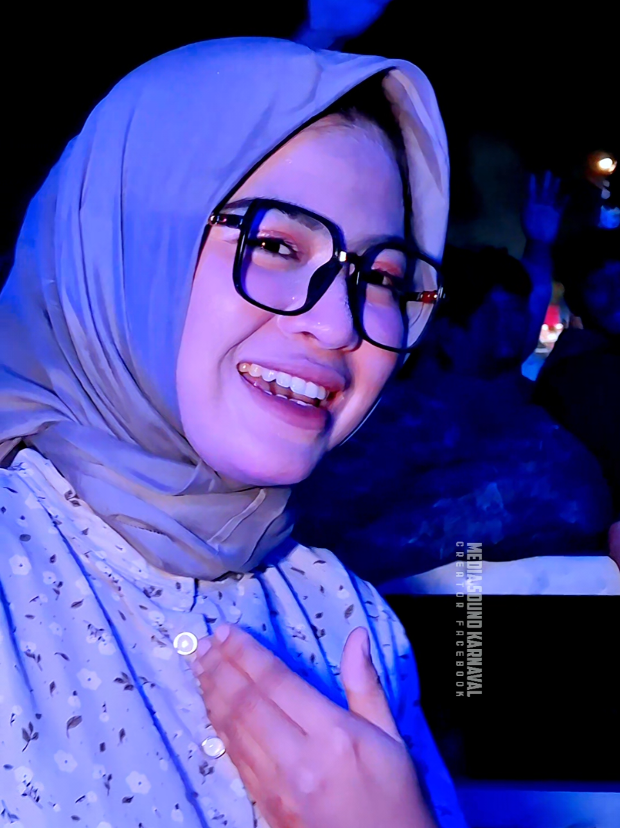 mbk jeni mode ukty...rindunya bikin kringat dingin #soundhoregjawatimur #dance #mediasoundkarnaval #ceksound #fyp 