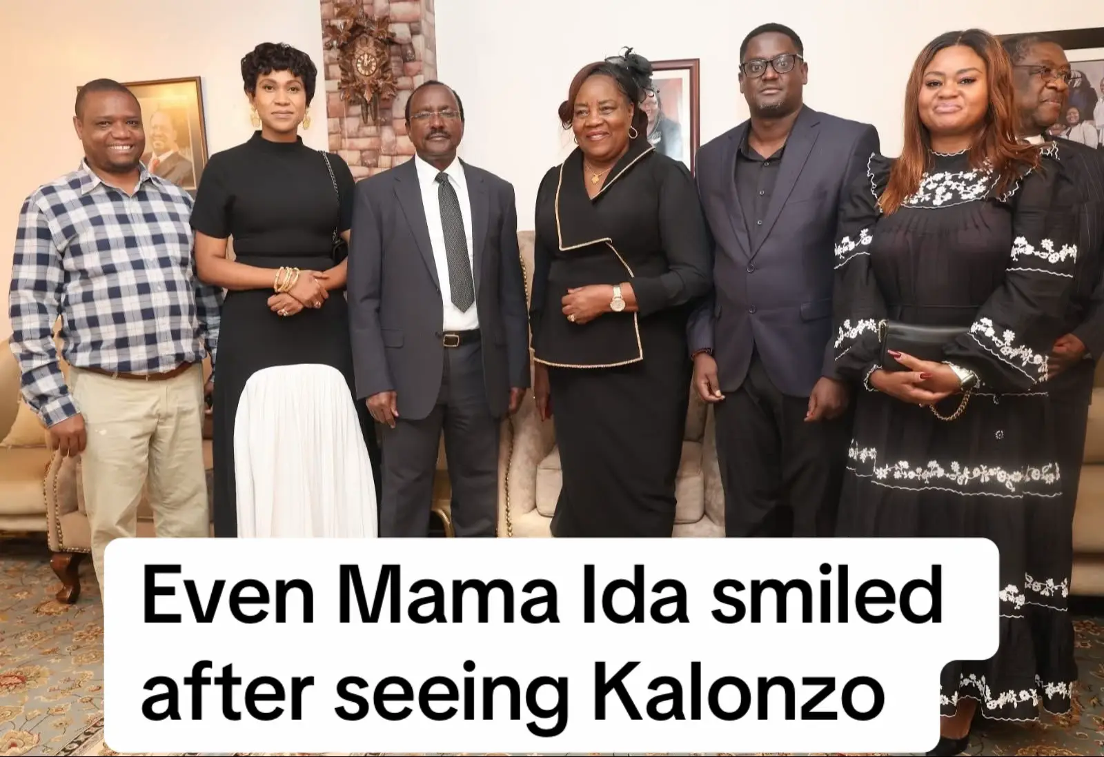 Even Mama Idah Smiled after seeing his late husband’s true friend Kalonzo Musyoka. #goviral #restinpeaceraila #fypシ #kenyantiktok🇰🇪🇰🇪🇰🇪 