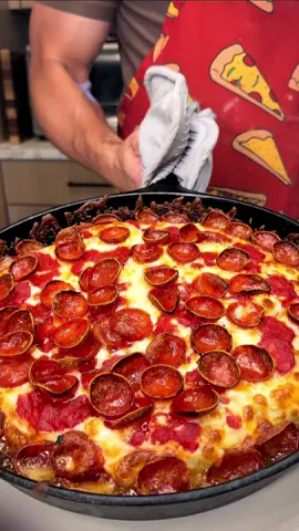Okay, the cast iron skillet Detroit pizza actually goes crazy . . . #pizza #asmr
