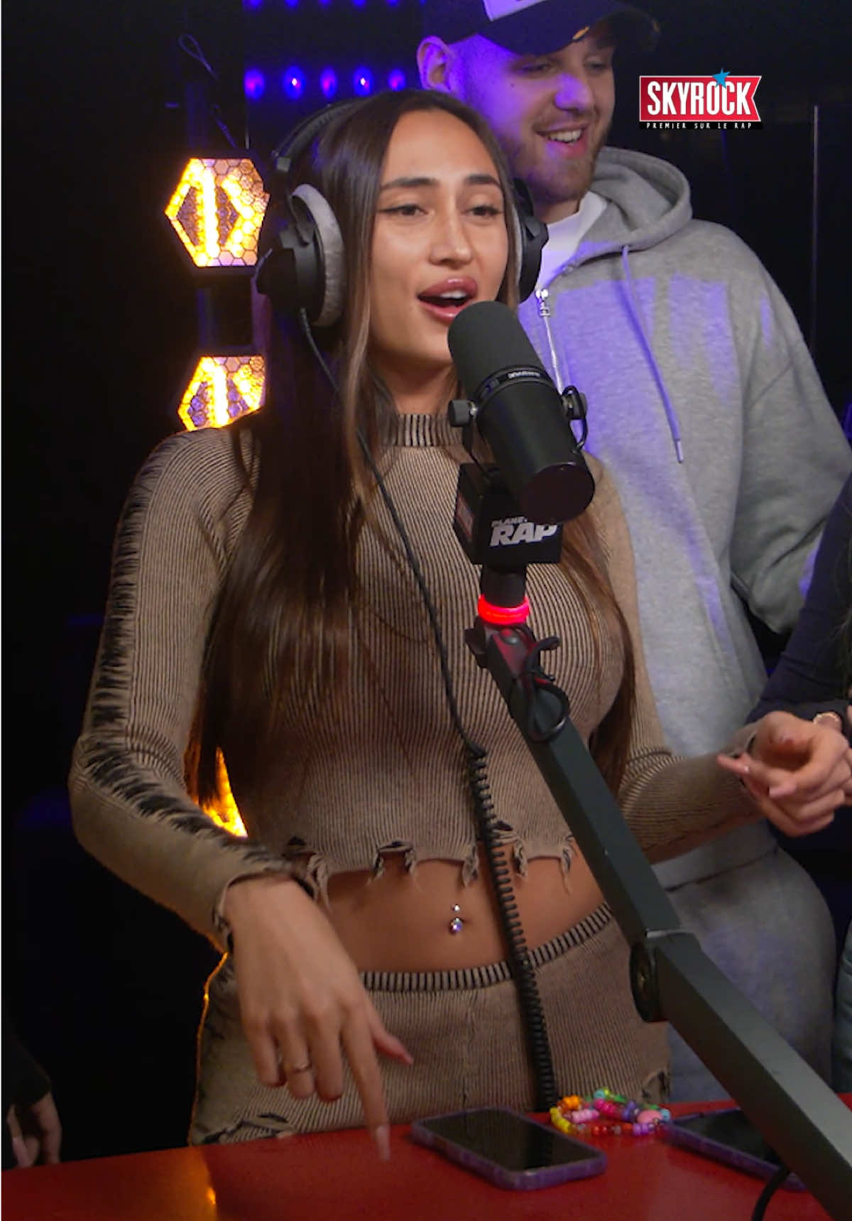 @Astrid Nelsia 🐉 - CLASH 🎤💥