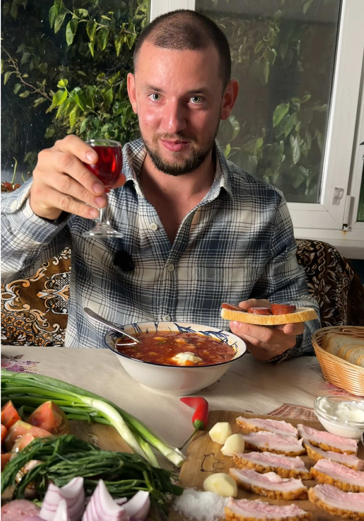 Вечеря в селі🏡дідовий Вінницький бальзам 🍷