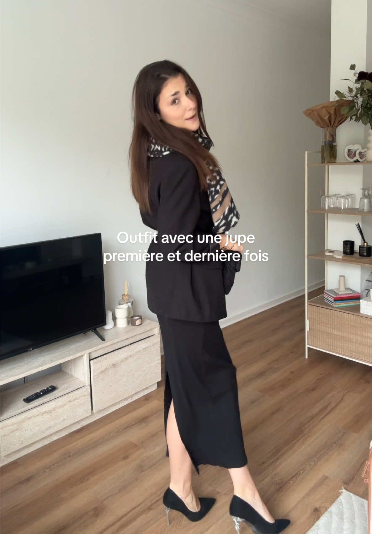 Pour une fois que je suis en jupe 😂 #humour #outfit #fyp #OOTD #outfitcheck 