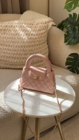When elegance meets a touch of blush.” #شنطة_الهبه #شانيل #fyp #chanel 