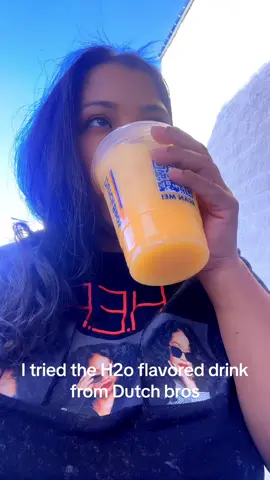 Went for a walk and tried the H2O viral drink! #dutchbros #viraldrink #flavoredwater #morningwalk #refreshing @Dutch Bros Coffee 
