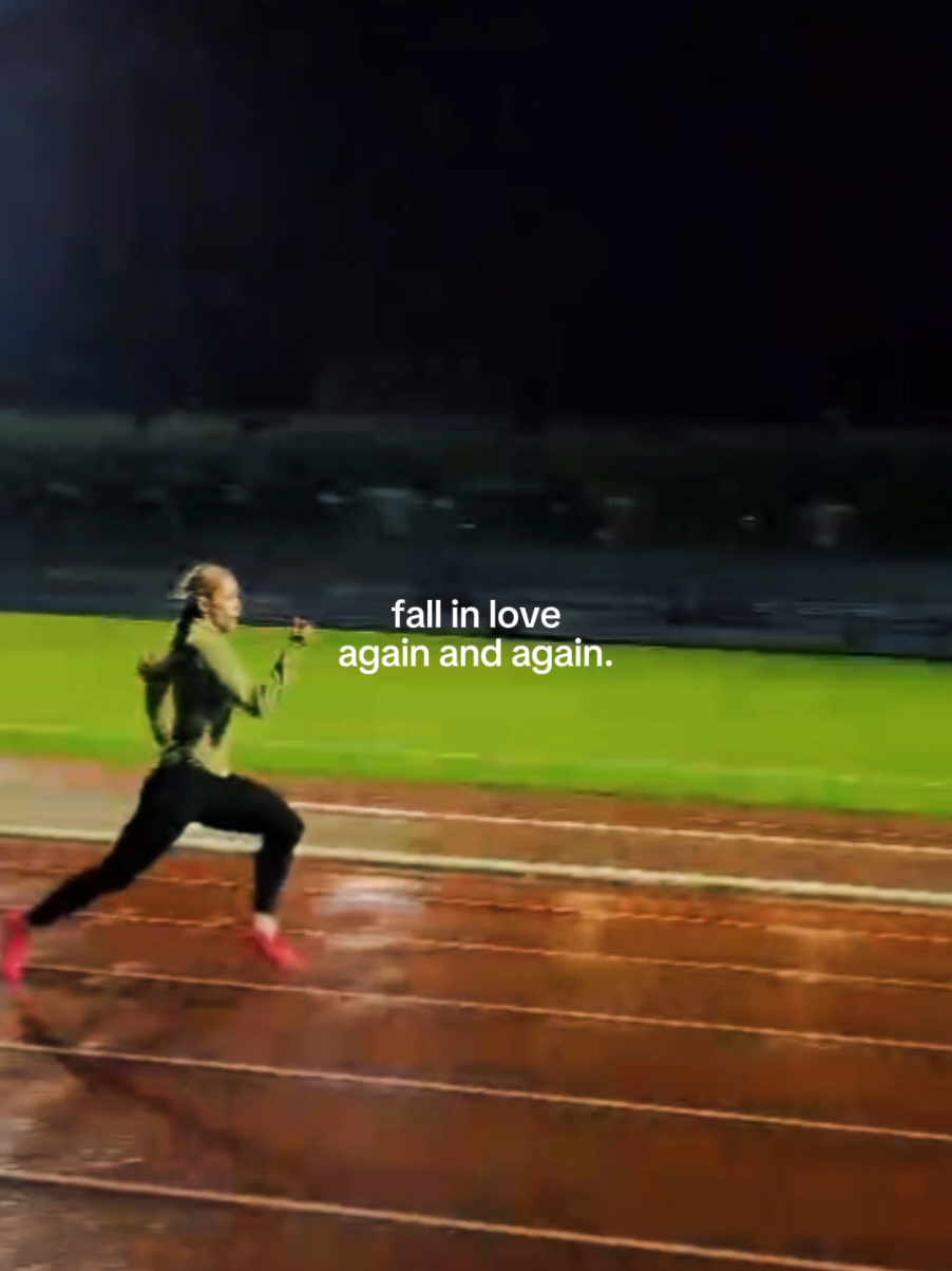 #fallinlove #trackandfield 