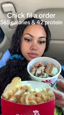 How to order- 12 piece grilled nuggets  Small fries 1 honey mustard pack  565 calories &42 grams protein  #protein #hack #chickfila #order #fastfood  @Chick-fil-A 
