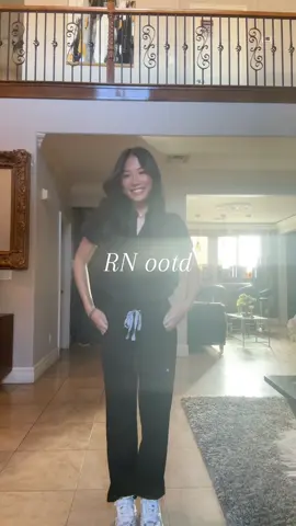 scrubs ootd #scrubs #rn #OOTD 