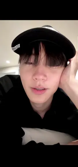 Amo como siempre tiene algo diferente que cantarnos!! ❤️❤️ . . . . . #truebeauty #hwanginyeop #hwanginyoup #okeydokey #kdramas 