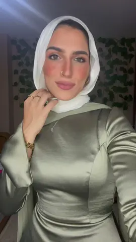 In love with this dress 💚 #fyp #dress #wedding #modestdress #modestfashion 