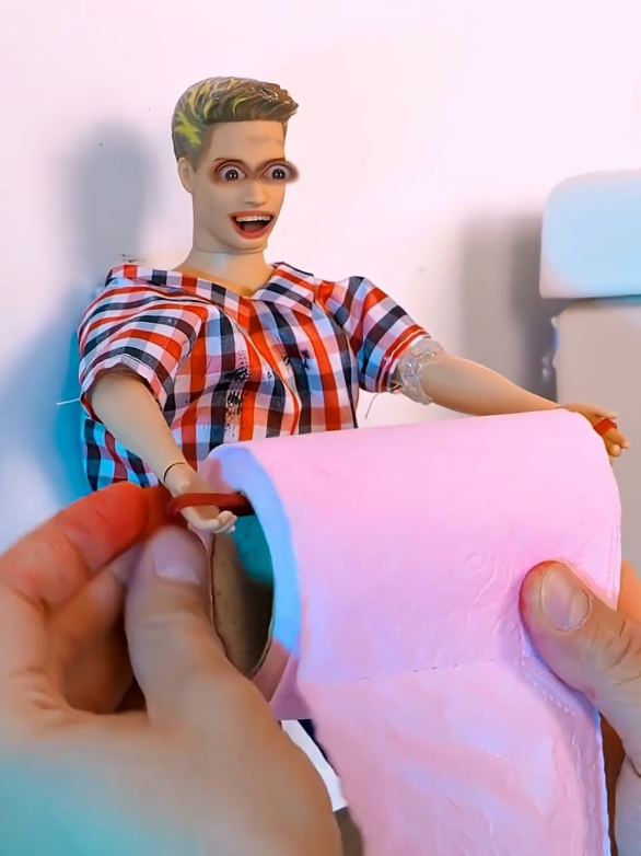 Cool DIY toilet paper holder from dolls! 🧻✨ & 😡💄 But she knows the secret to sneaking lipstick in! #funny #hack #creative 