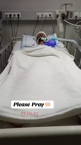 Please Pray 🤲🏻 #anees #squd #😭😭 #chakswri 