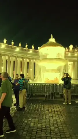 📍ROMA CITTÀ ETERNA  ITALY 🇮🇹 💚🤍❤️  Roma è una delle città più affascinanti e ricche di storia del mondo. Capitale d’Italia e antica capitale dell’Impero Romano, è conosciuta con l’appellativo di “Città Eterna” per la sua capacità di attraversare i secoli mantenendo intatto il proprio splendore e la propria importanza culturale. #roma  #italy  #Travel   #foryour #viralditiktok 