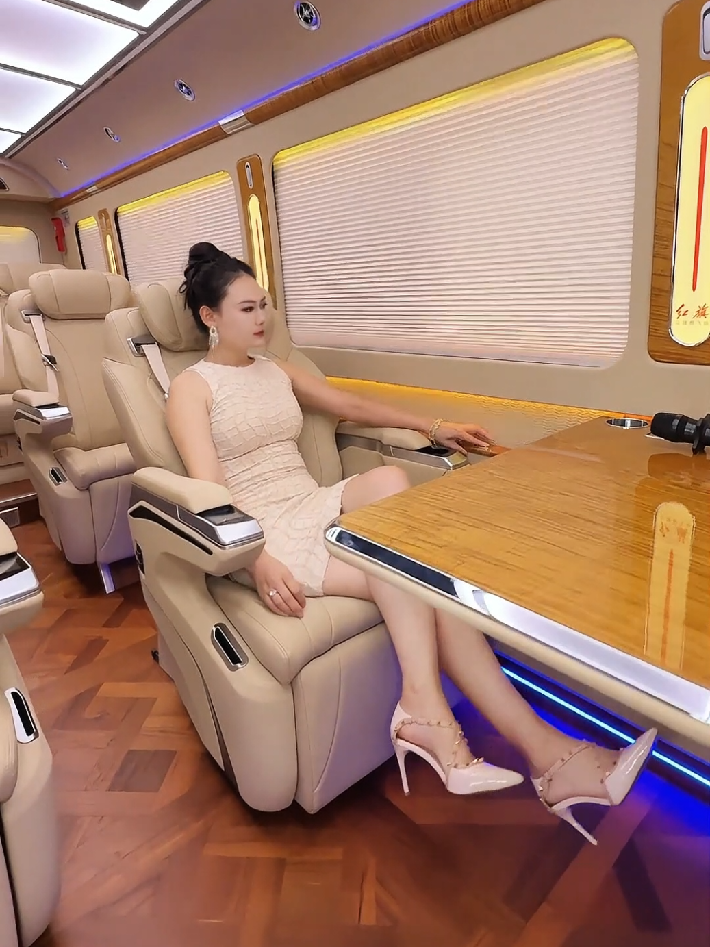 Nothing beats Toyota Coaster 2025 for long-haul comfort 🛋️ #CoasterComfort #ToyotaHighway #LuxuryCoachUSA #SmartTravelers #BusEnthusiast”