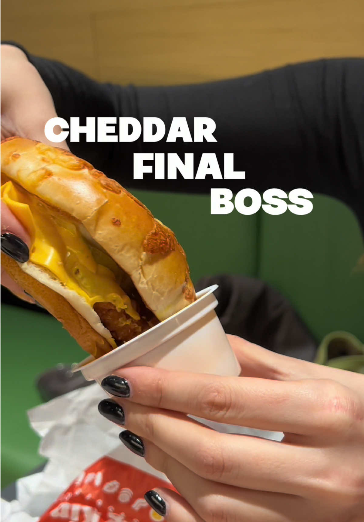 Kallxom i drejt, a e keni provu? @Burger King Kosova #burgerking #cheddarfinalboss #fyp #guesstheplayer #dhezipahiri 
