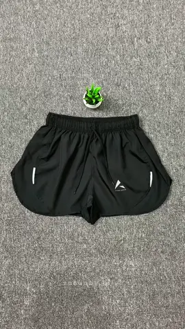 Celana pendek olahraga wanita  #celanaolahraga #celanaolahragawanita #celanarunning #fitcheck #outfitolahraga 