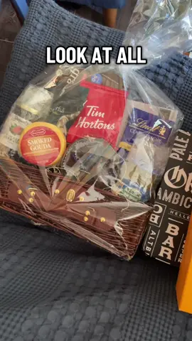 I MUST FIDGET  #fyp #darkhumour #giftbasket #jokes #adhd 