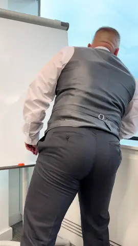 Early finish, team… #boss #friday #boss #goodboss #motivation 