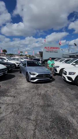 2023 mercedes C300 AMG PACK