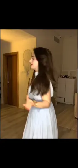 تمشي وبتهز بخصرا #لانا_محمد #جيش_لنوش #اكسبلور #لنوشتي #foryoupage @𝑳𝑨𝑵𝑨 🤍 