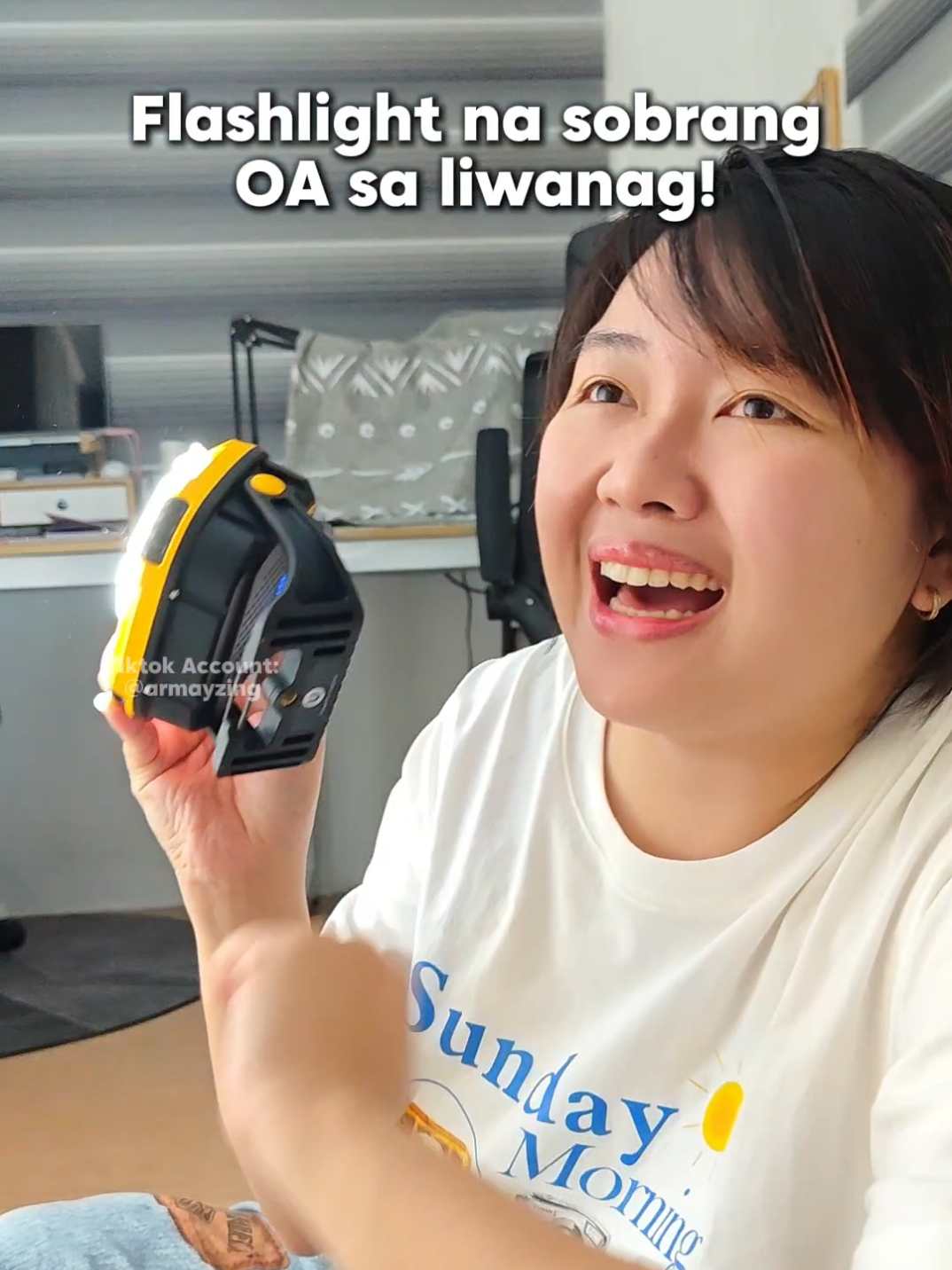 Replying to @arianshop8 Masyado ginalingan nitong LED Multi-Functional Flashlight🔦✨💯 #flashlight #multifunctionalflashlight #worklight #rechargeableflashlight 