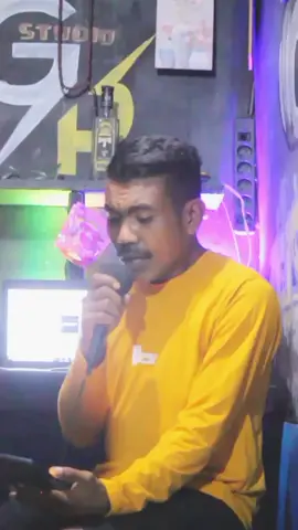 SYAHARA cover @@Ferdy  #lagumalaysia  #laguviral  #laguviraltiktok  #nyongtimur 