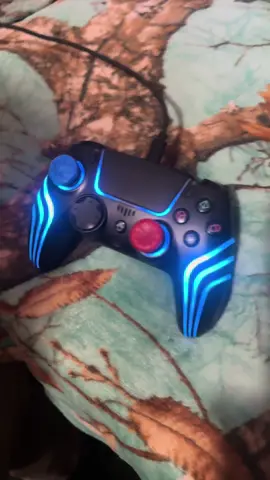 I like the colors on this controller plus we can use it on different platforms and consoles. #controller #gaming #pcgaming #bluetooth ##rgblights