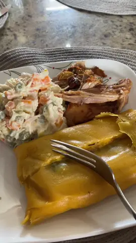 Hallaca venezolana …  #fypシ゚ #hallacasvenezolanas #caracas 