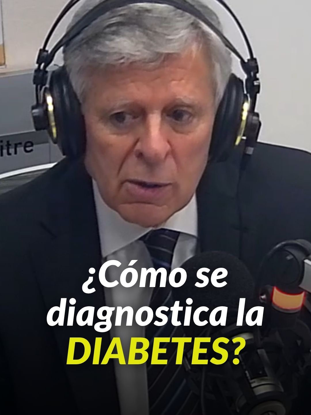 ¿Cómo se diagnostica la diabetes? 🤔  El diagnóstico se realiza a través de un análisis de sangre que mide los niveles de glucosa.  👉 Un valor de hasta 100 mg/dl es normal.  👉 Entre 101 y 125 mg/dl indica glucosa alterada, una señal de alerta que requiere control y prevención.  👉 Para diagnosticar diabetes, el valor debe ser 126 mg/dl o más. Detectarla a tiempo es clave para evitar complicaciones y mejorar la calidad de vida.  De este tema conversamos junto a @mariadelaradio1, @tomasreynolds, @rolo.villar y @eduardolazzariok en Encendidos en la Tarde por @radiomitre.