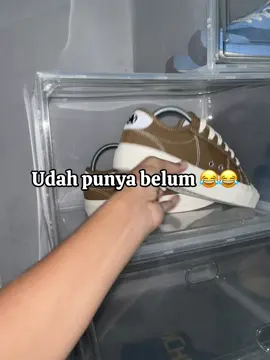 #sepatusneakers #sepatupria #sepatu 