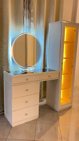 الغرفة c-66  مصنوعة من الخشب الأحمر  أرقامنا الهاتفية: 0775938370 / 0541724691 #meubl #أثاث_منزلي #chambreacoucher #pourtoiii 