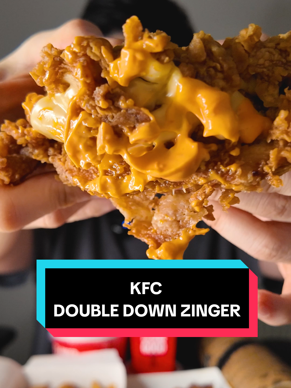 Double Down Zinger is back!! #mukbang #mukbangeatingshow #mukbangvideo #eatwithme #fyp @KFC UKI 
