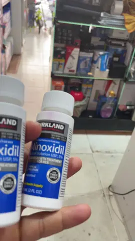 💪 Kirkland Minoxidil 5% – Tratamento para Crescimento Capilar Masculino 💪 Recupere a confiança e fortaleça seu cabelo com o Kirkland Minoxidil 5%, o tratamento líder no combate à queda capilar! 🧴✨ ✅ Estimula o crescimento dos fios – ideal para áreas com falhas e rarefação. ✅ Fórmula potente (5%) – resultado visível com uso contínuo. ✅ Sem perfume (unscented) – aplicação suave e discreta. ✅ Fácil de usar – basta aplicar 2 vezes ao dia diretamente no couro cabeludo. ✅ Frasco de 60 mL – duração de 1 mês. 🔥 O segredo dos homens que querem cabelos mais fortes, cheios e saudáveis! #Kirkland #Minoxidil #CrescimentoCapilar #CabelosFortes #TratamentoCapilar   