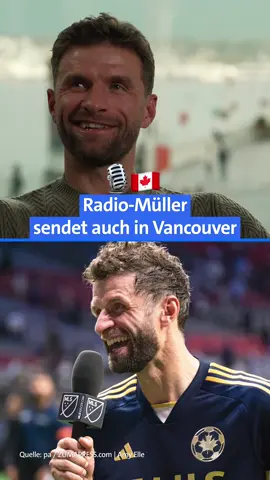 Radio-Müller in Vancouver 🎙️🤩 Thomas Müller ist bekannt für seine kommunikative Art auf dem Platz – auch bei seinem neuen Club den Whitecaps in Vancouver. Im exklusiven Blickpunkt-Sport-Interview erzählt die Bayern-Legende, dass Radio-Müller auch auf Englisch sendet. Mehr von dem Interview gibt's am Sonntagabend 21:45 Uhr in 