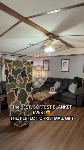 Perfect gift for that special hunter (or hunters wife) in your life!! #blanket #camo #hunting #TTshop 