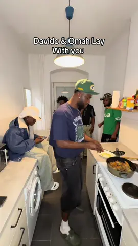 TikTok wanna slow this video down for no reason  #davido #30bg #fyp 