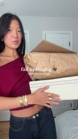 💌🤎 @DÔEN @Sézane @COS #unboxing #fallfashion #sezane 