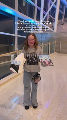 My sister, Anne Marie, has a skin disorder called Epidermolysis Bullosa (EB). Because of her condition, she hasn’t gotten to experience a ton of things…but she finally got to go to her first concert!! The Jonas Brothers🥹 Her favorite band!! Thank you to the Jonas Brothers and Team for reaching out and making this night a little extra special for Anne Marie! She was smiling ear to ear all night and has already asked me when we can go see y’all again!🤣 Thank you for a night she will never forget❤️ We all had so much fun! @Jonas Brothers @joejonas @Nick Jonas @Kevin Jonas #jonasbrothers #jonasbrothersconcert #firstconcert #tulsa #girlsnightout 