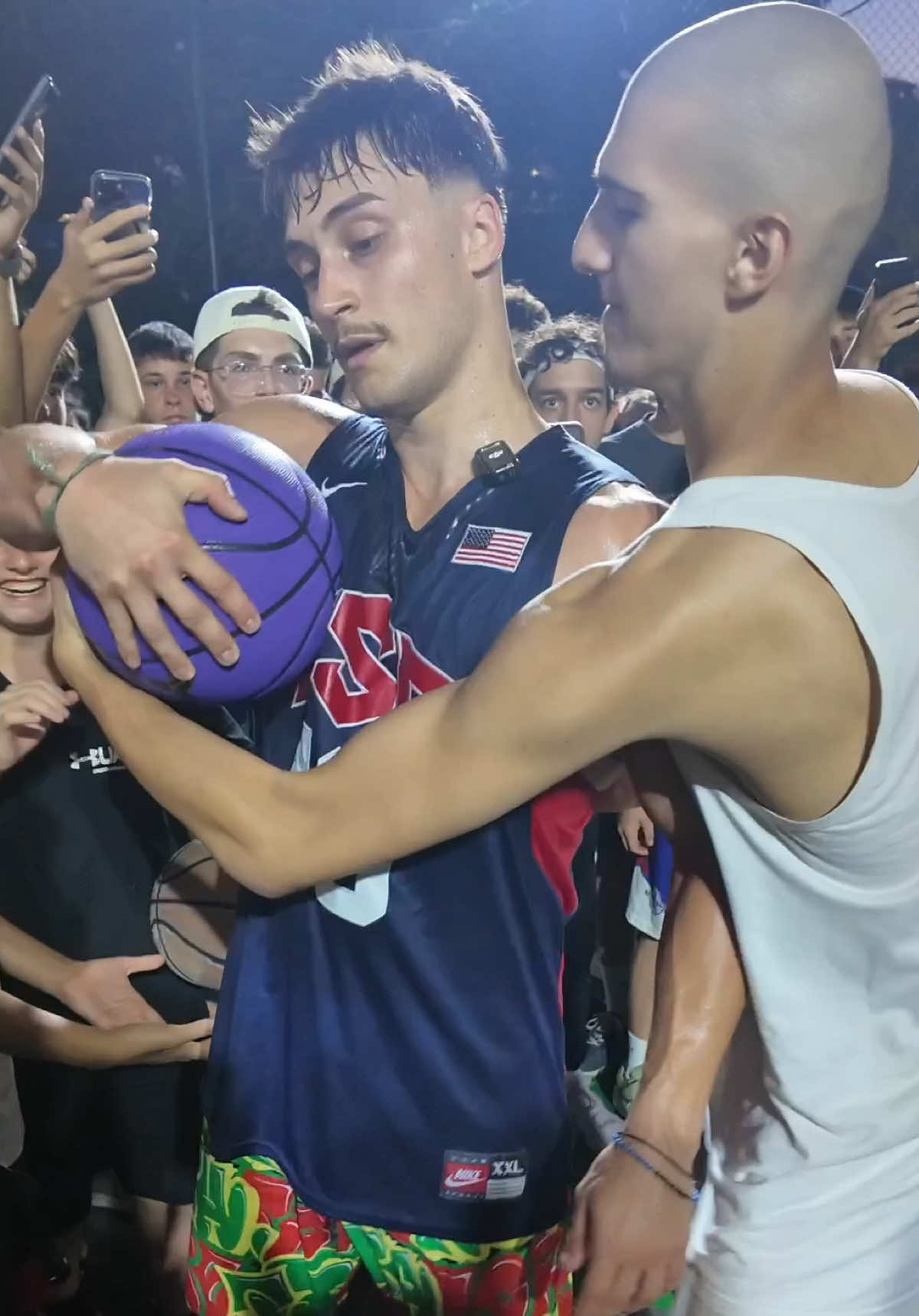 1v1 With Turkish Johnny Sinz… Had To Send Him Back To Film Studio 🎥😂#streetball #basketball #mattkiatipis 