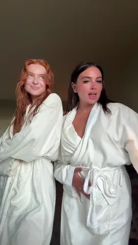 one more for this look 💋@COLLEEN🍒 #vacationfit #beach #glam #OOTD #transition 