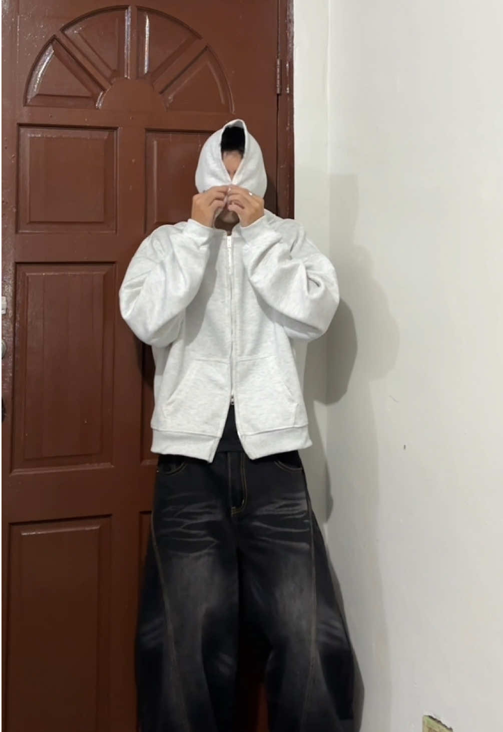 u can never go wrong with this double zip hoodie 🙌🏻 #hoodie #layeredoutfits #TikTokFashion #outfit #fyp 