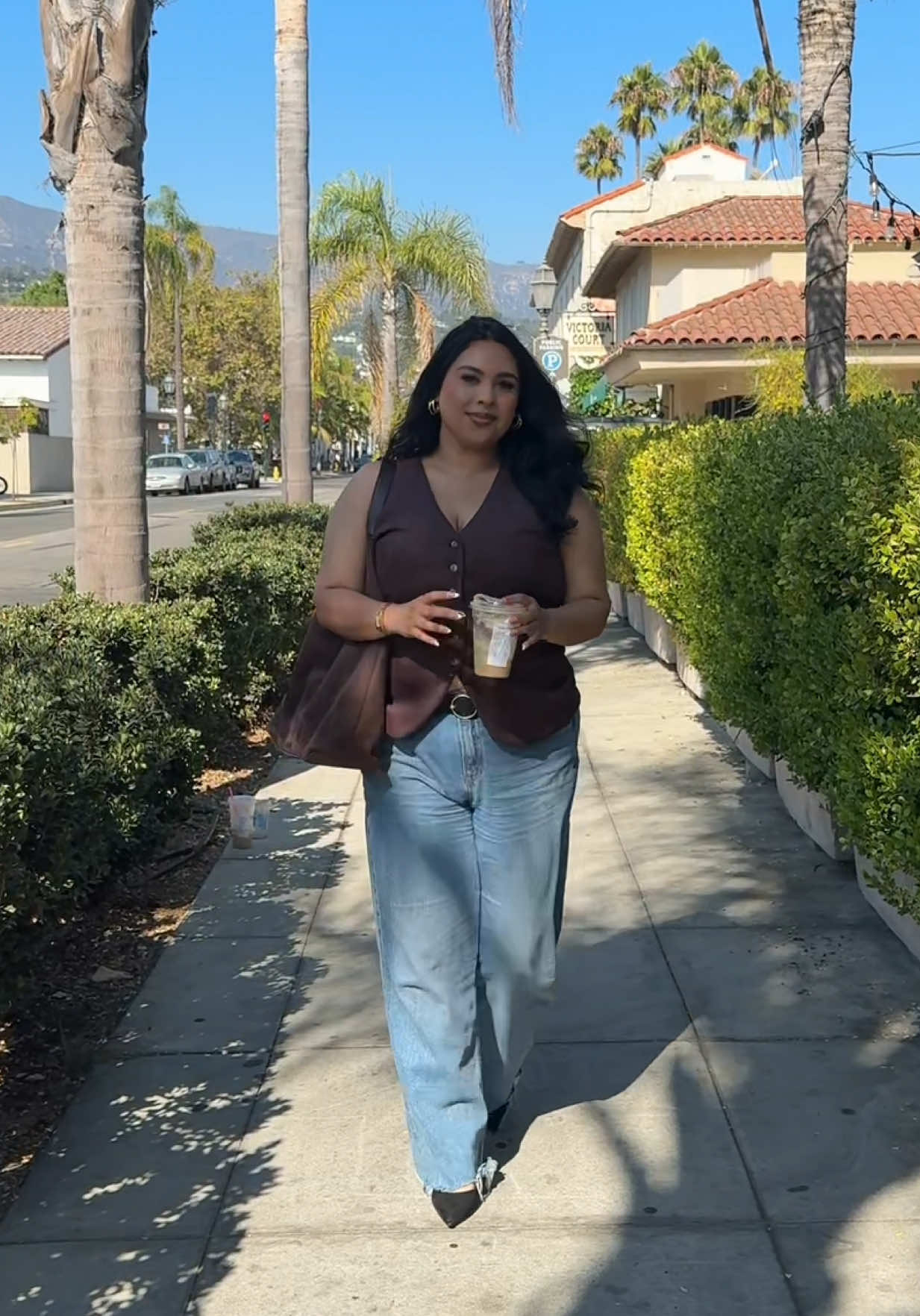 Replying to @♡ Yulitza ♡  It’s the most perfect bag for an everyday use but especially during this fall/winter season!! 🥰 It fits a MacBook and a 12.5 inch iPad so definitely has a ton of room!  #suede #fallfashion #brownbag #purse #bag 