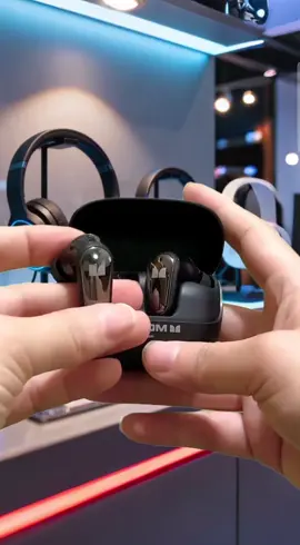 Monster MQT52 ชุดหูฟังบลูทูธ ไร้สาย แบบอินเอียร์ บลูทูธ 5.4 พร้อมเวลาแฝงต่ำ อายุการใช้งานแบตเตอรี่ ยาวนาน คุณภาพสูง เหมาะสำหรับเล่นกีฬาและเล่นเกม เข้ากันได้กับ อุปกรณ์ Android และ IOS #หูฟังบลูทูธ #หูฟังไร้สาย #monster 