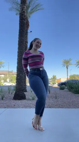 Forever being embarrassed when people catch me doing this. 🫣🤭 #fyp #curvy #cute #OOTD #heels 
