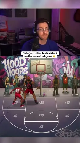 College student tests his luck on the basketball game 😂 #kickstreaming 