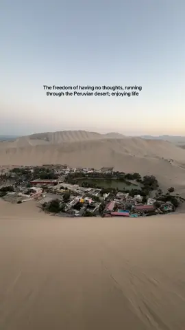 It was a moment 🤗 #smalltravelcreator #smallcontentcreators #solofemaletraveler #peruttavel #huacachina 
