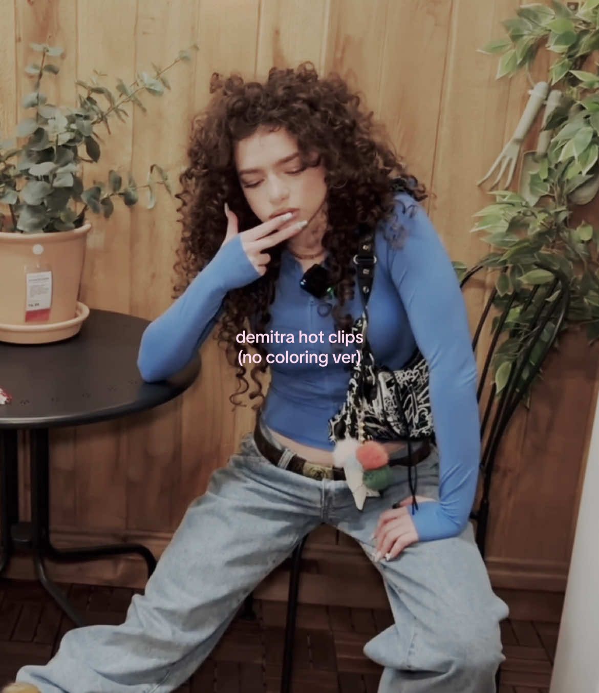 ⋆.𖥔 ݁ #DEMITRA — demitra hot clips no coloring ver #kalogerassisters #demitrakalogeras #fypシ #viral 