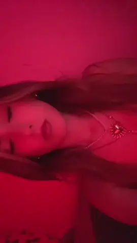 #pourtoii #poutoifryp #yeuxrouge 