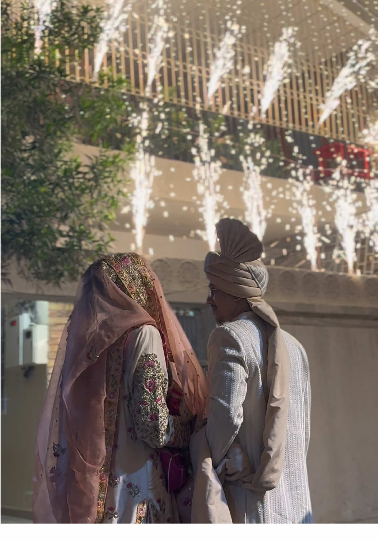Welcome home bride entry ❤️ #shotsbyfarzeen #fyp #foryoupage #viralvideo #exploremore 